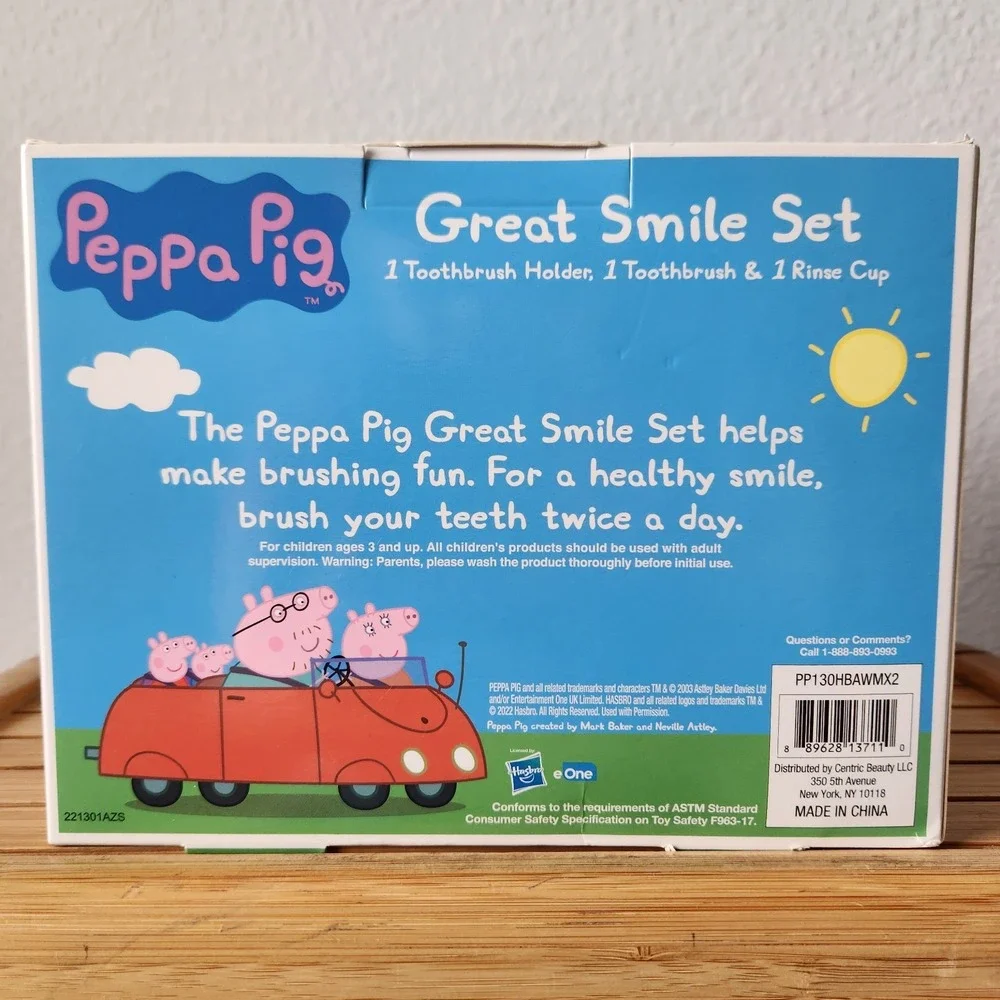 Hasbro Peppa Pig Great Smile Set Toothbrush Holder And Rinse Cup 3 Piece Set NEW